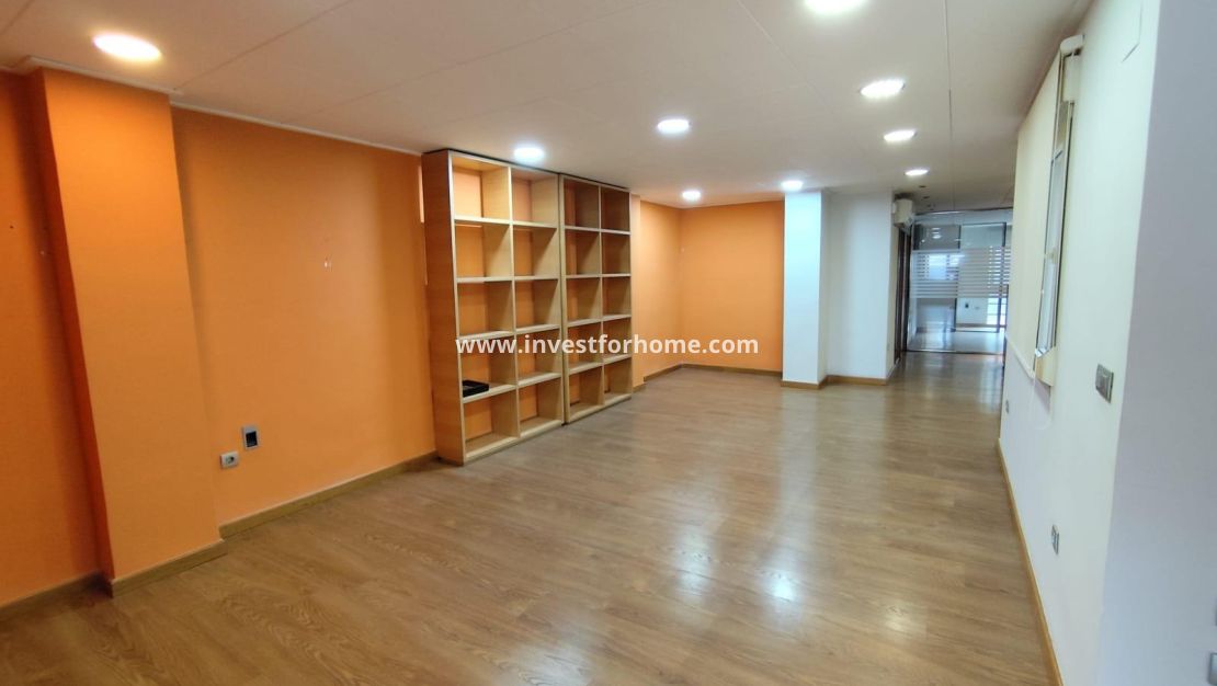 Sale - Apartment - Torrevieja - Centro