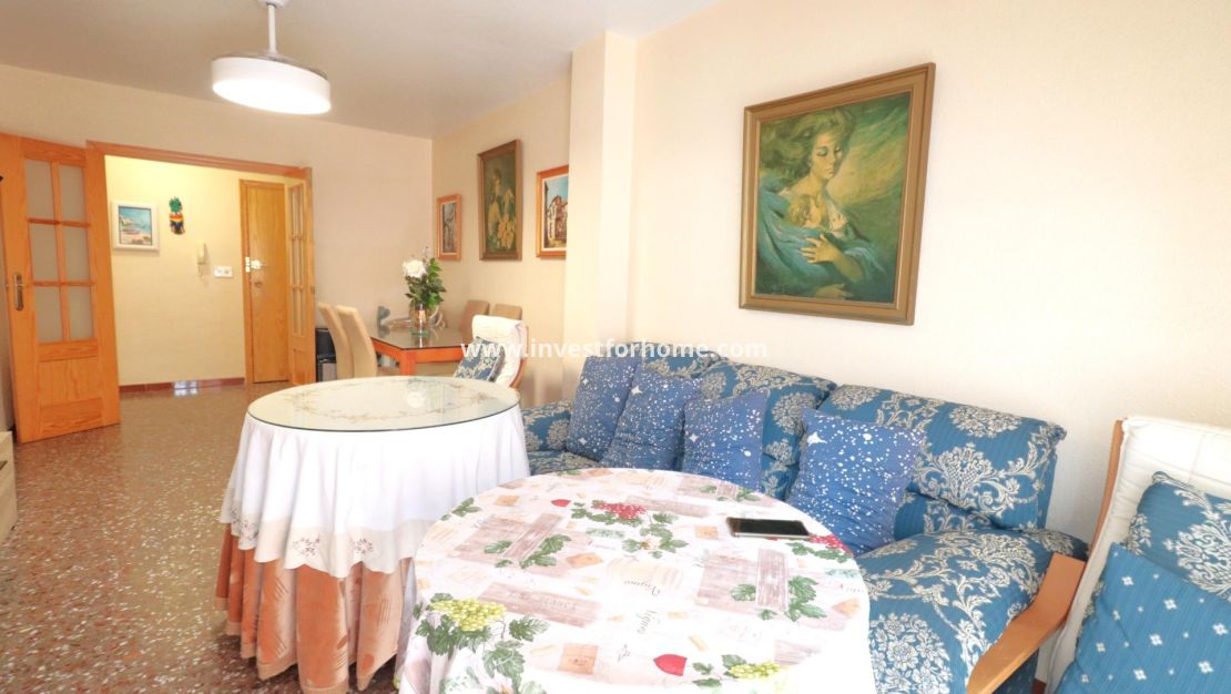 Sale - Apartment - Torrevieja - Centro