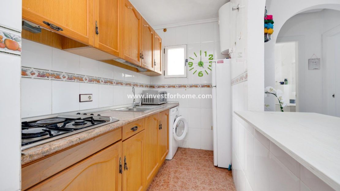 Sale - Apartment - Torrevieja - Centro