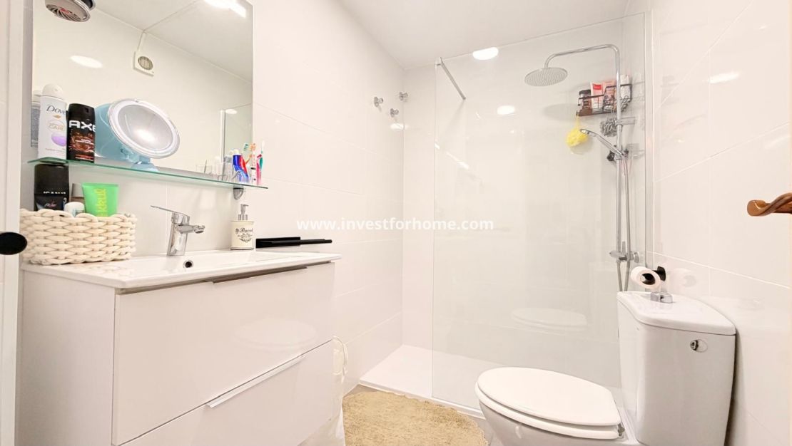 Sale - Apartment - Torrevieja - Centro