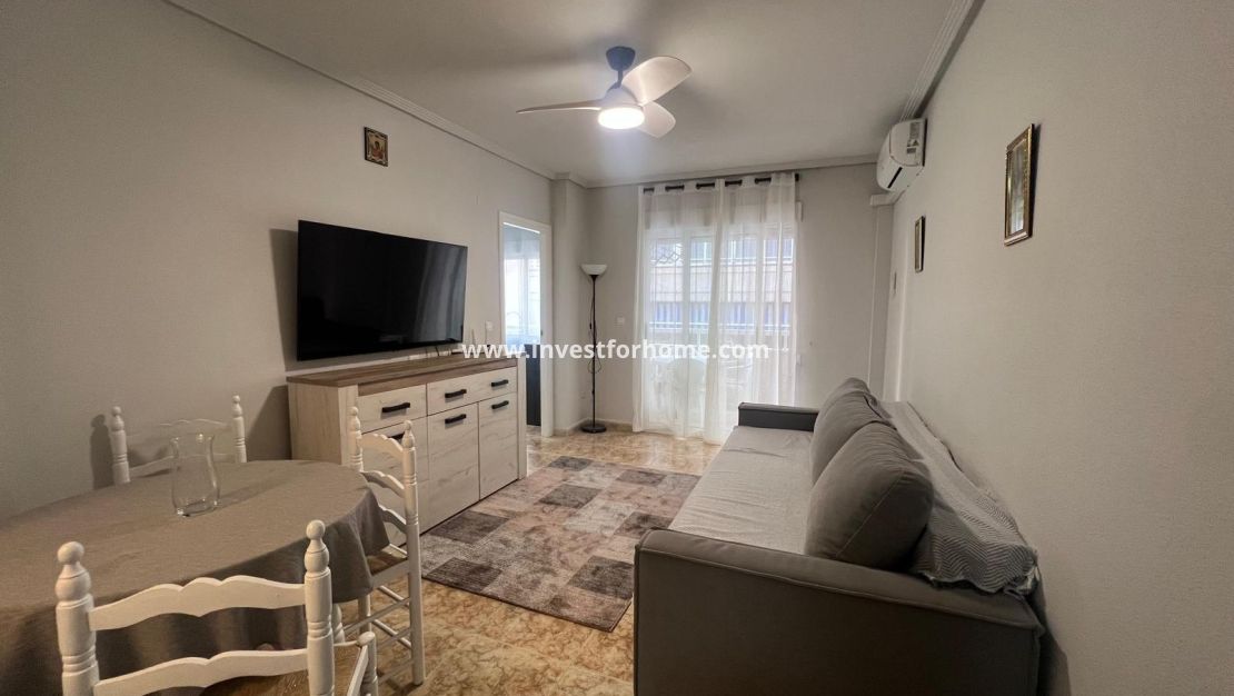 Sale - Apartment - Torrevieja - Centro