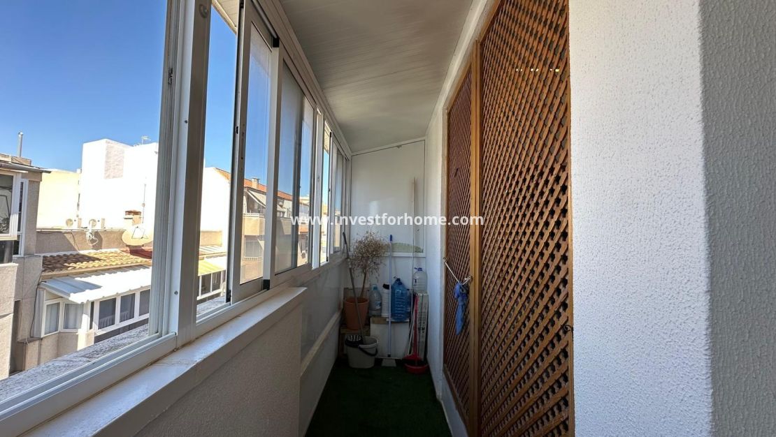 Sale - Apartment - Torrevieja - Centro