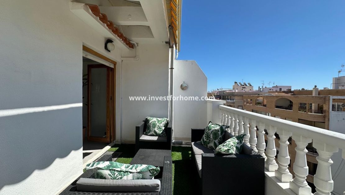 Sale - Apartment - Torrevieja - Centro