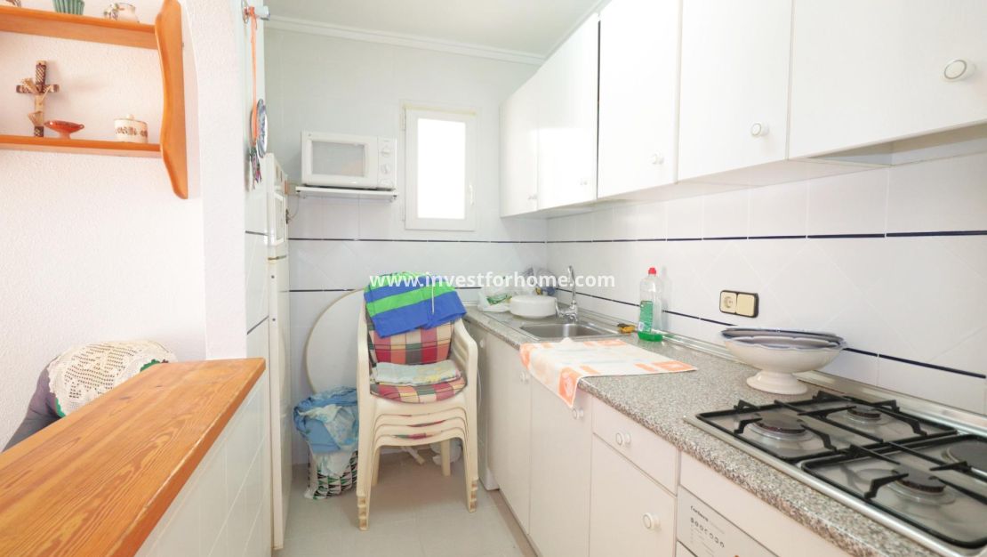 Sale - Apartment - Torrevieja - Centro