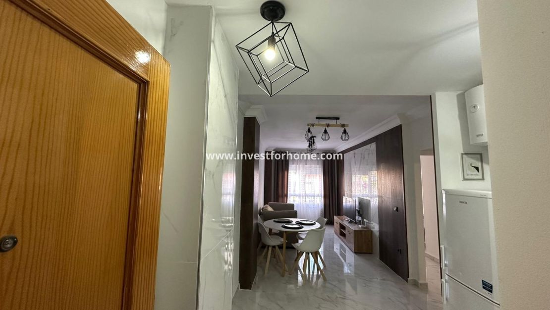 Sale - Apartment - Torrevieja - Centro