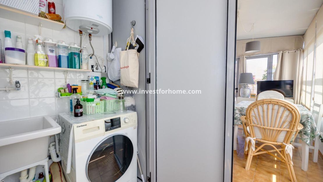 Sale - Apartment - Torrevieja - Centro