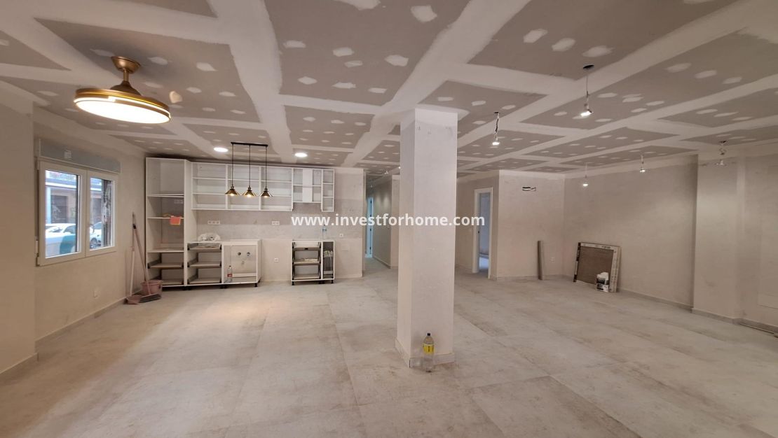 Sale - Apartment - Torrevieja - Centro