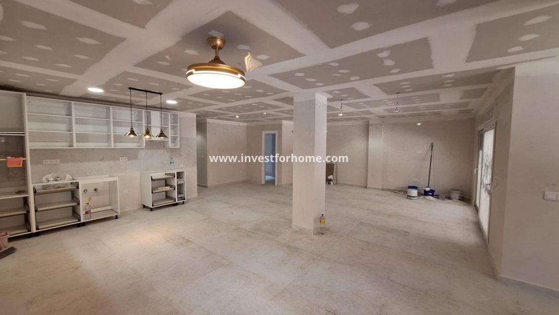 Sale - Apartment - Torrevieja - Centro