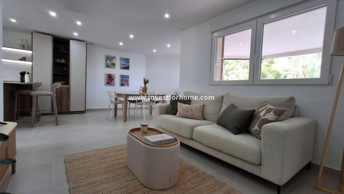 Sale - Apartment - Torrevieja - Centro