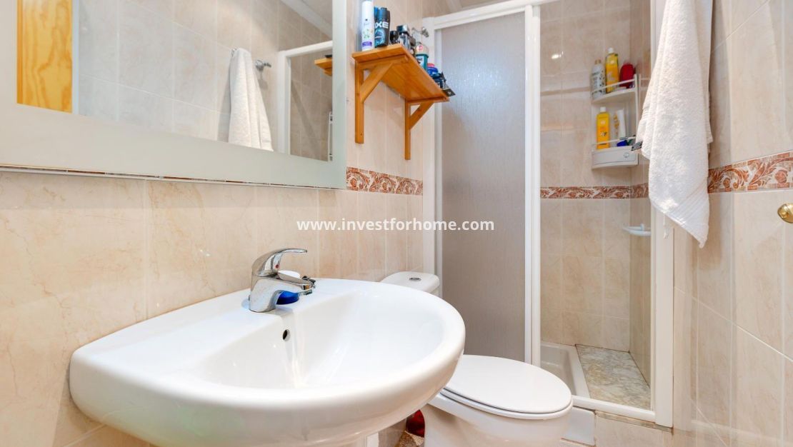 Sale - Apartment - Torrevieja - Centro