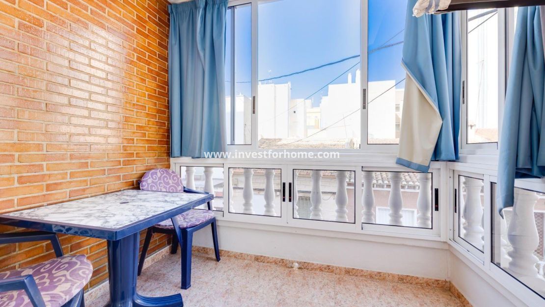 Sale - Apartment - Torrevieja - Centro