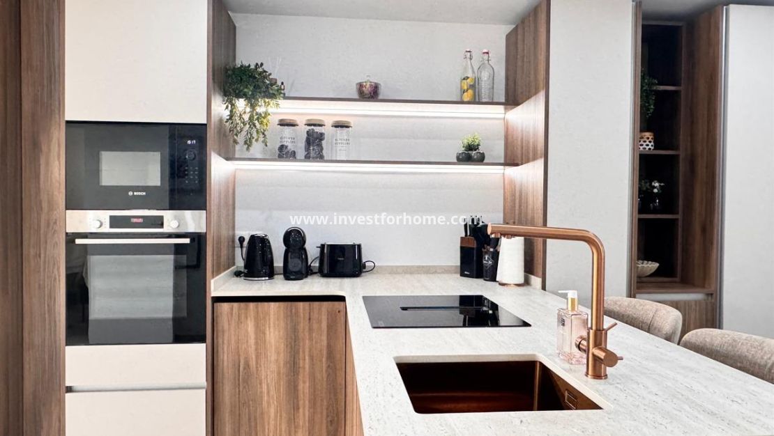 Sale - Apartment - Torrevieja - Centro