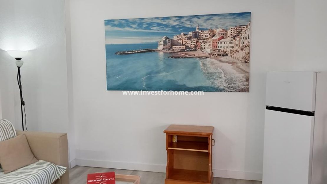 Sale - Apartment - Torrevieja - Centro