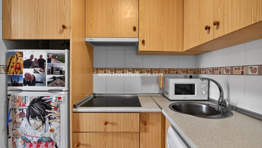 Sale - Apartment - Torrevieja - Centro