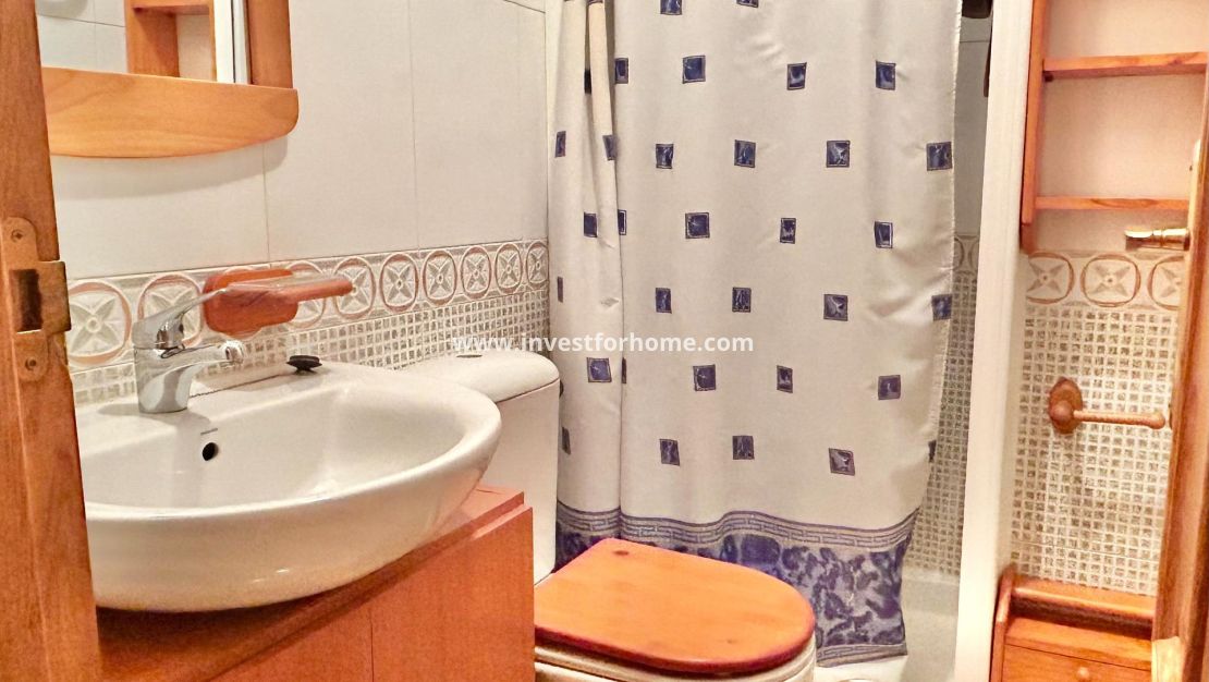 Sale - Apartment - Torrevieja - Centro