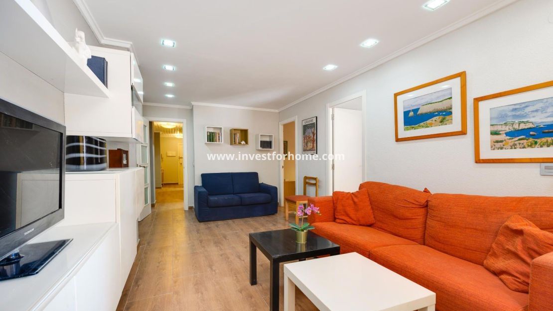 Sale - Apartment - Torrevieja - Centro