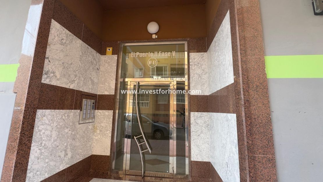 Sale - Apartment - Torrevieja - Centro