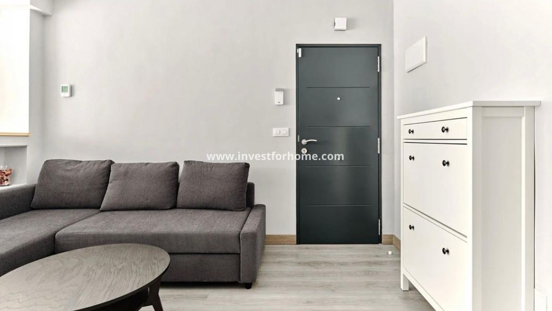 Sale - Apartment - Torrevieja - Centro