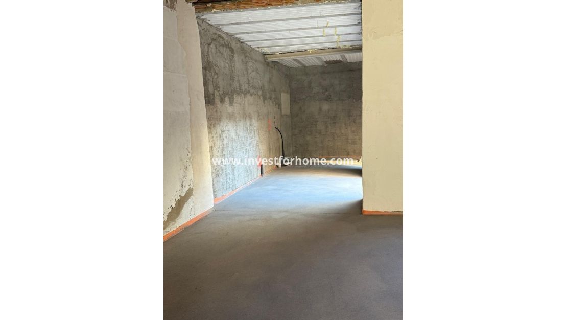 Sale - Apartment - Torrevieja - Centro