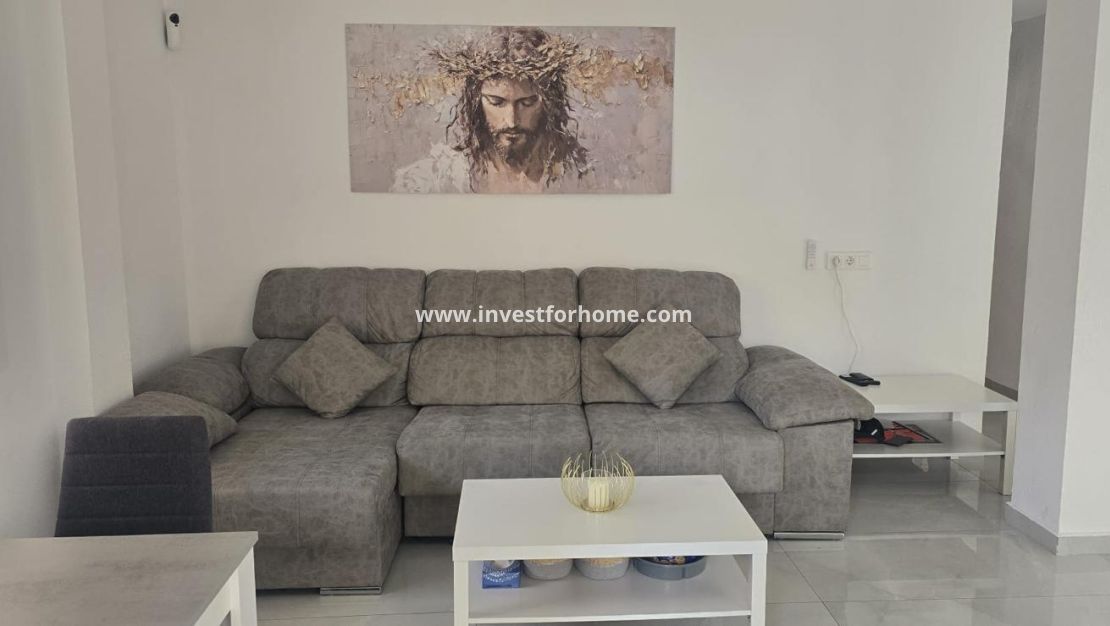 Sale - Apartment - Torrevieja - Centro