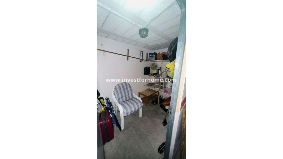 Sale - Apartment - Torrevieja - Centro