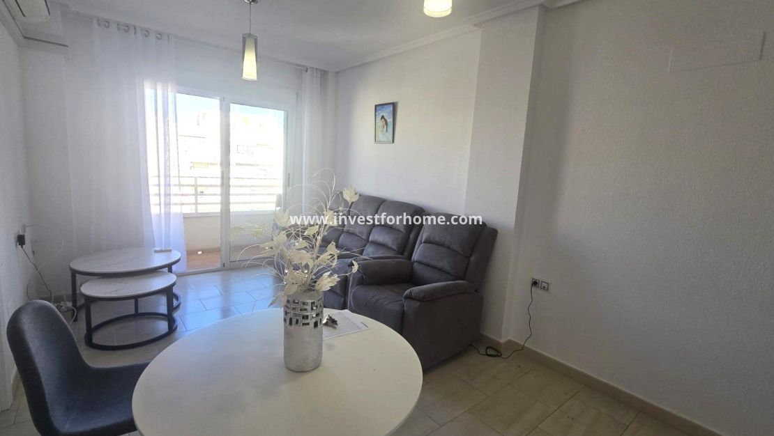 Sale - Apartment - Torrevieja - Centro