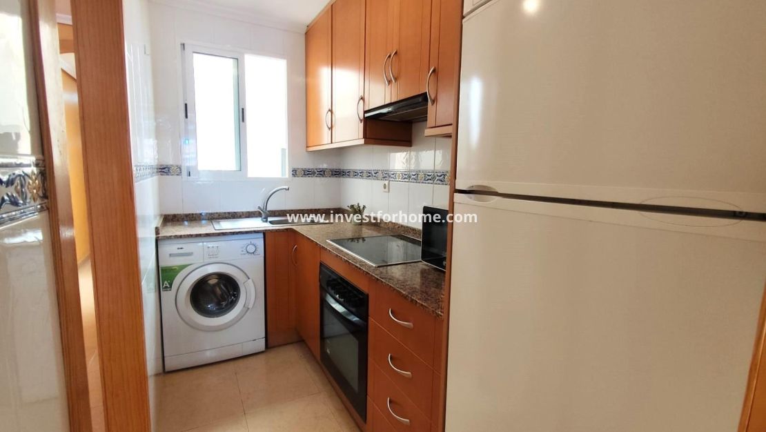 Sale - Apartment - Torrevieja - Centro