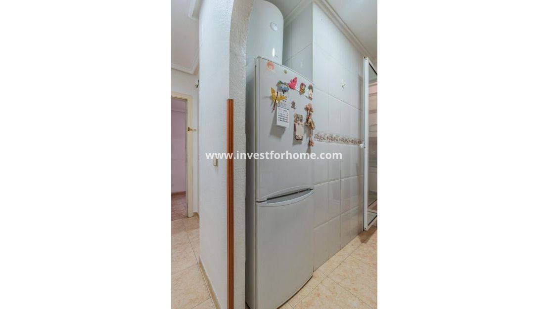 Sale - Apartment - Torrevieja - Centro