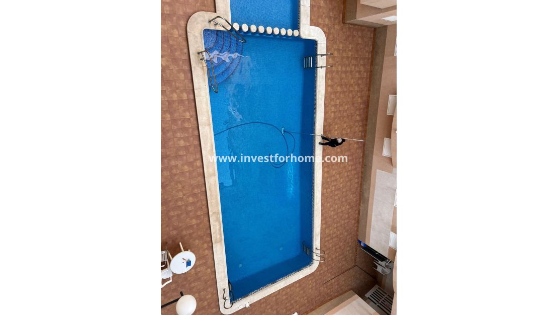 Sale - Apartment - Torrevieja - Centro