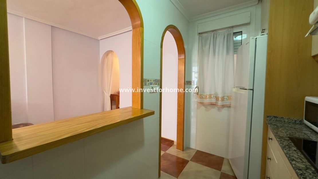 Sale - Apartment - Torrevieja - Centro