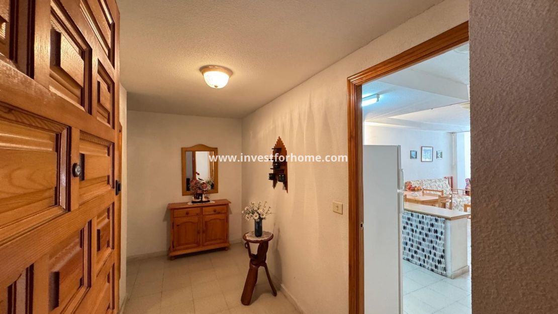 Sale - Apartment - Torrevieja - Centro