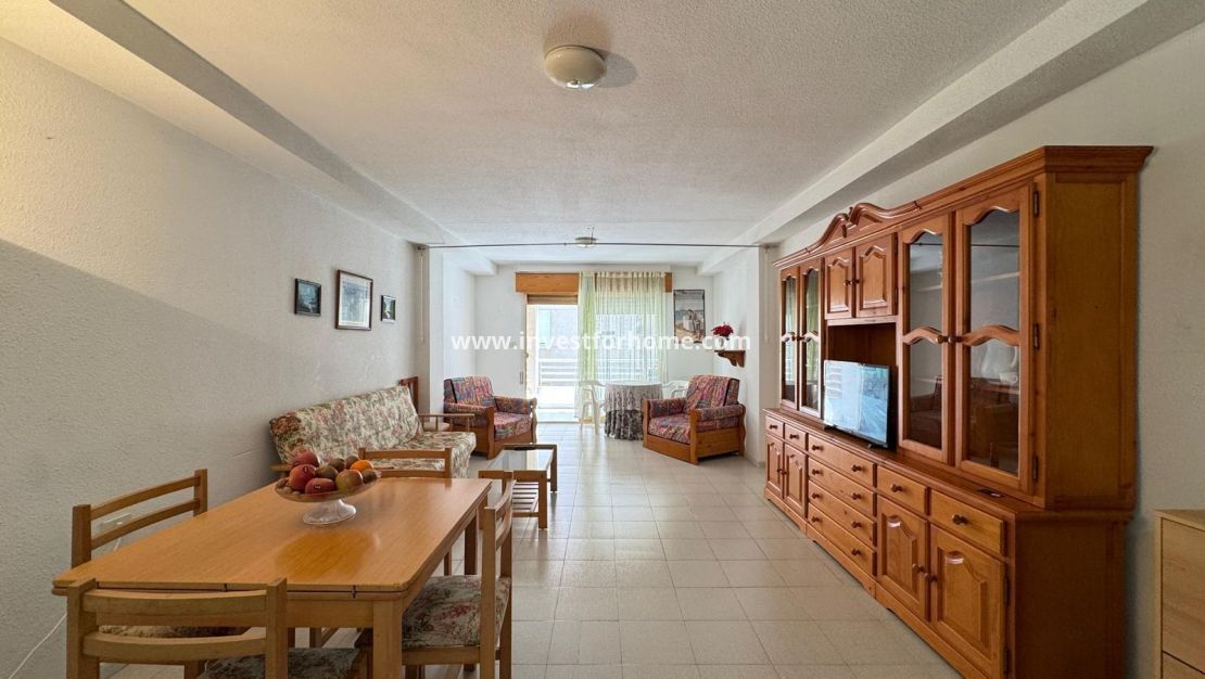 Sale - Apartment - Torrevieja - Centro