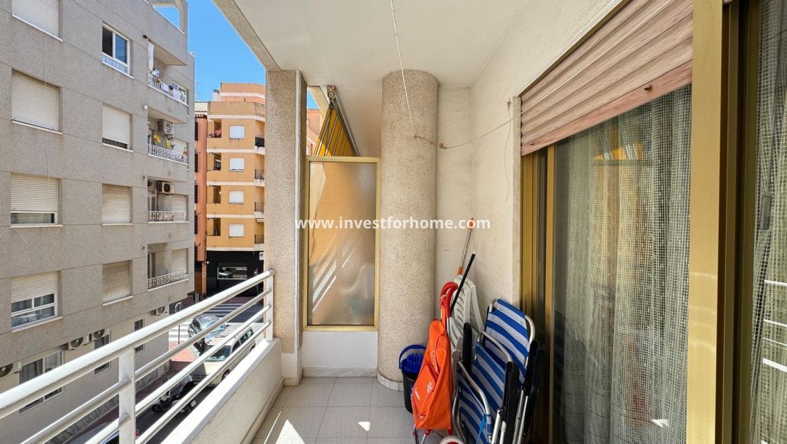 Sale - Apartment - Torrevieja - Centro