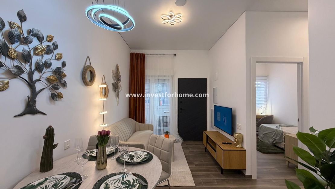 Sale - Apartment - Torrevieja - Centro
