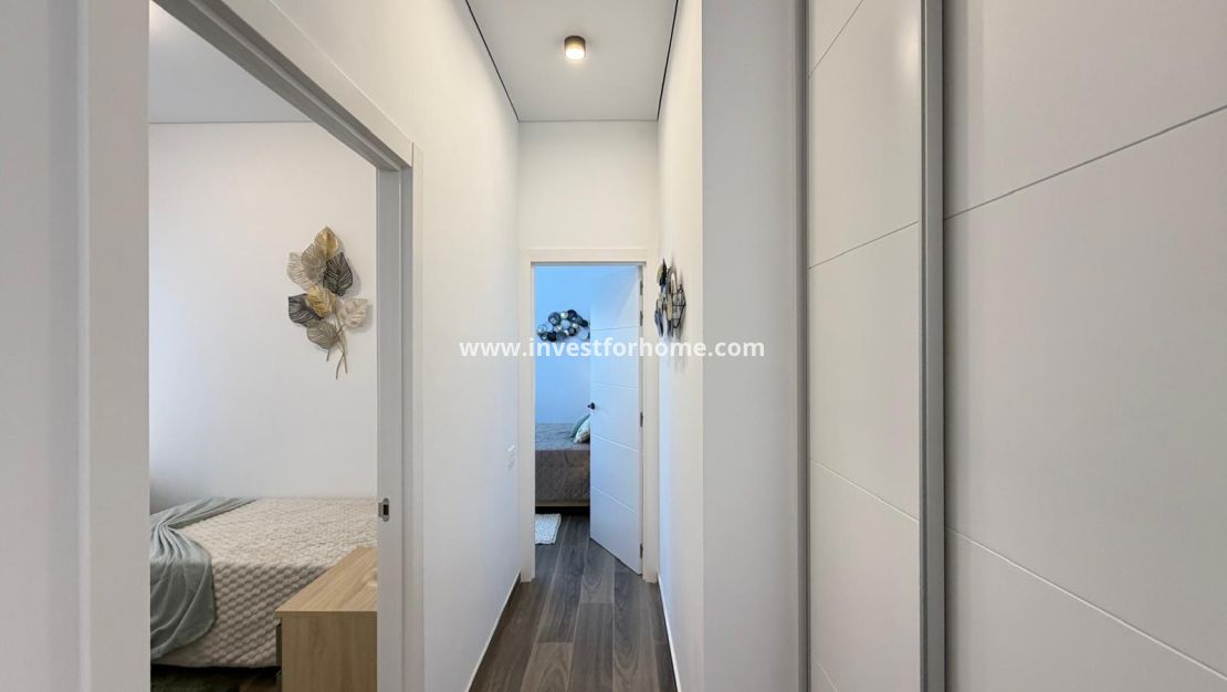Sale - Apartment - Torrevieja - Centro