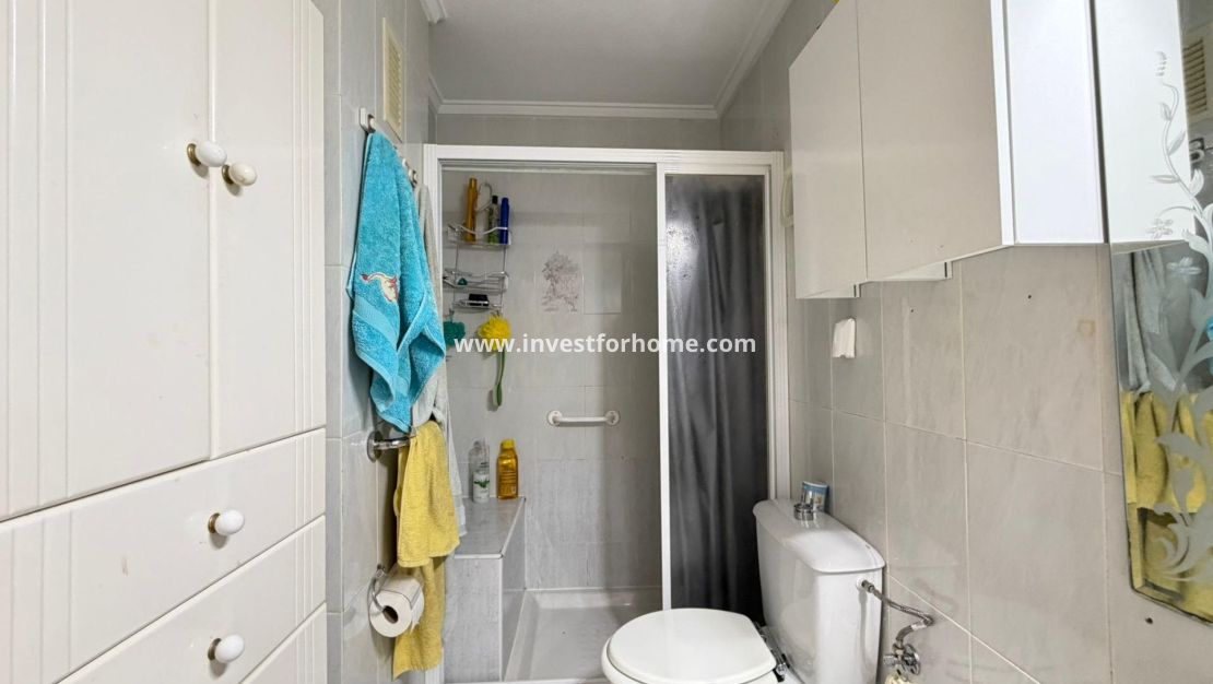 Sale - Apartment - Torrevieja - Centro