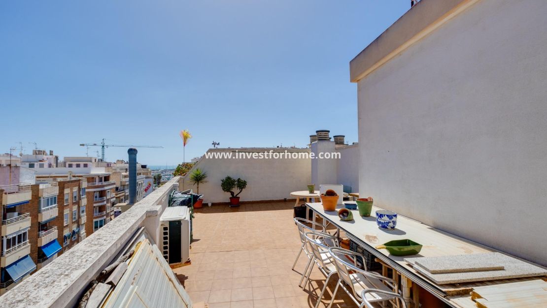 Sale - Apartment - Torrevieja - Centro