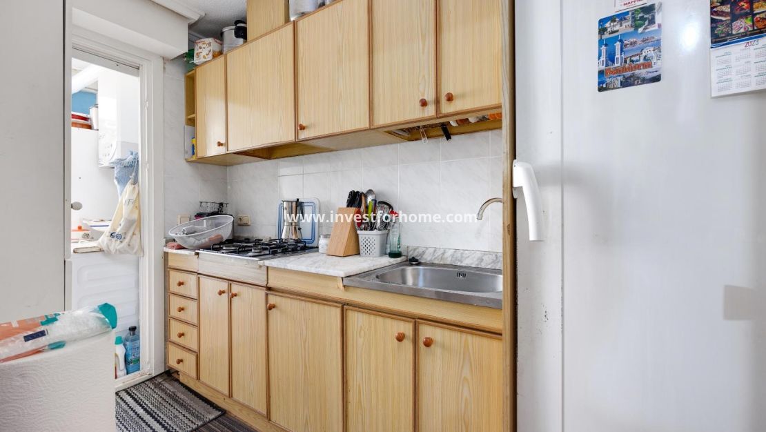 Sale - Apartment - Torrevieja - Centro