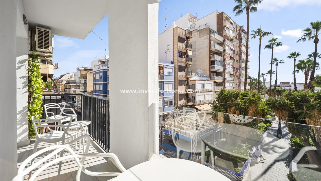 Sale - Apartment - Torrevieja - Centro