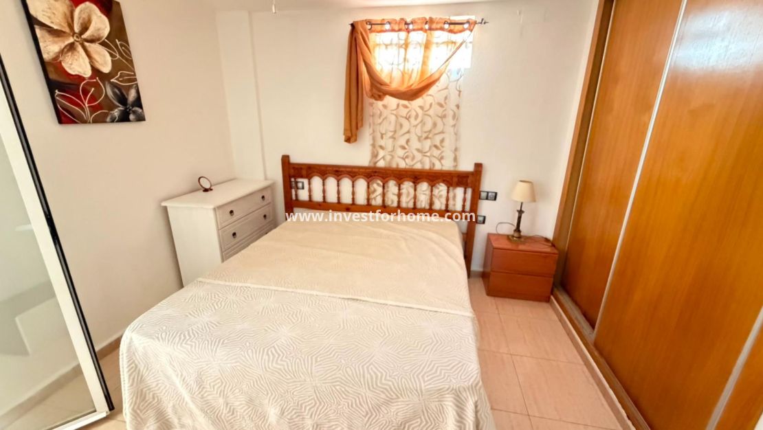 Sale - Apartment - Torrevieja - Centro
