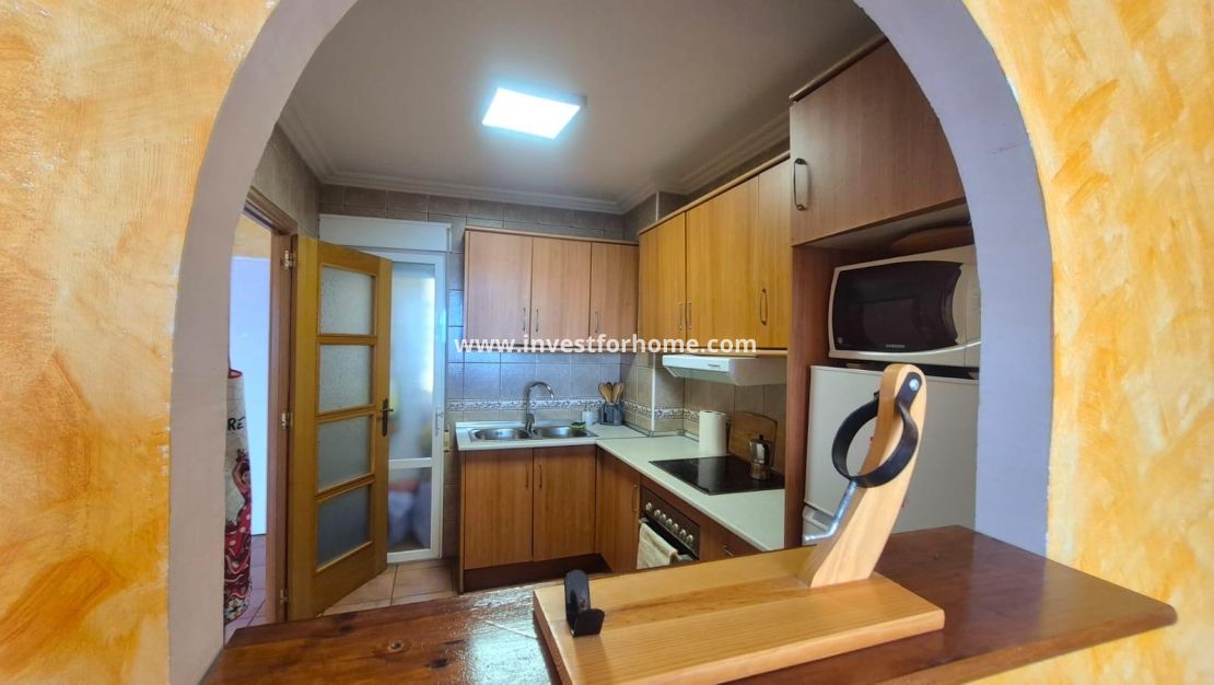 Sale - Apartment - Torrevieja - Centro