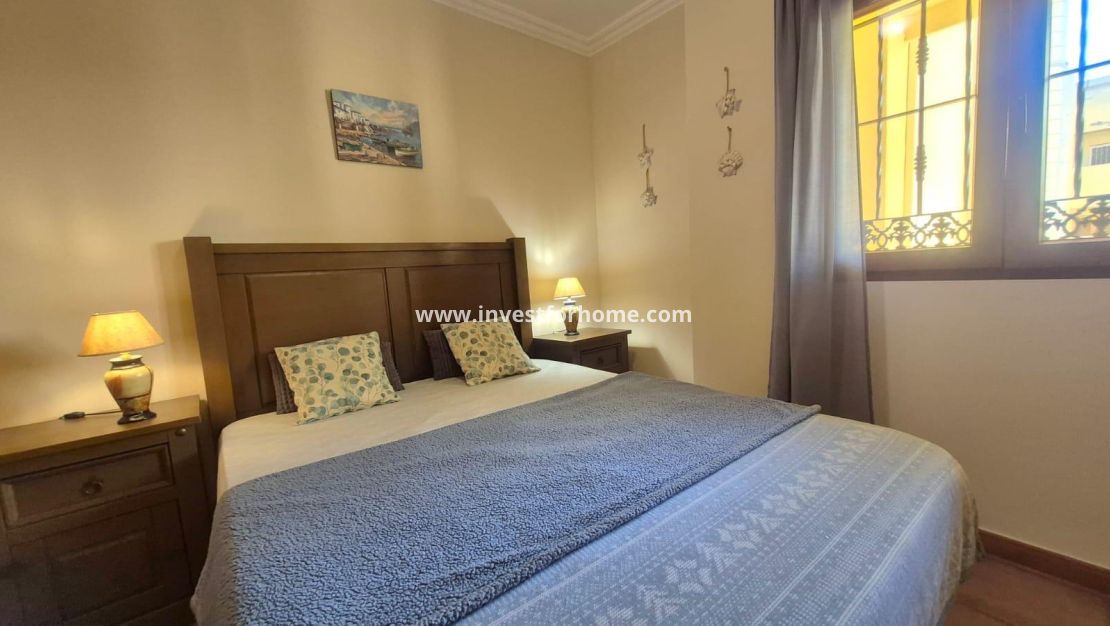 Sale - Apartment - Torrevieja - Centro