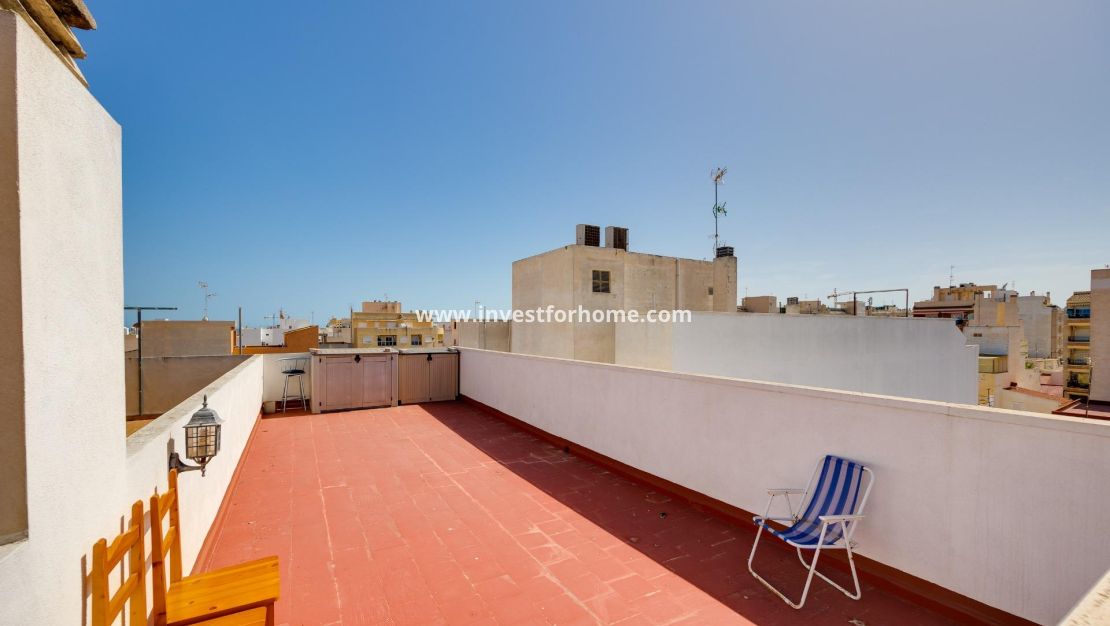 Sale - Apartment - Torrevieja - Centro