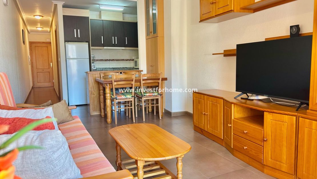 Sale - Apartment - Torrevieja - Centro