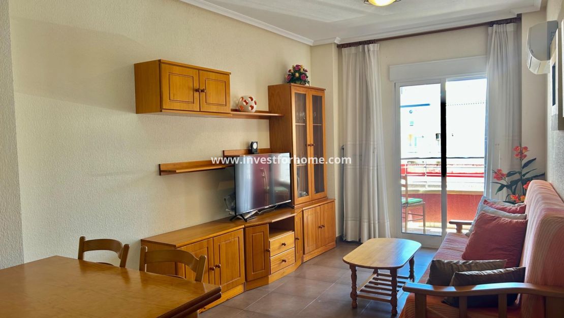 Sale - Apartment - Torrevieja - Centro