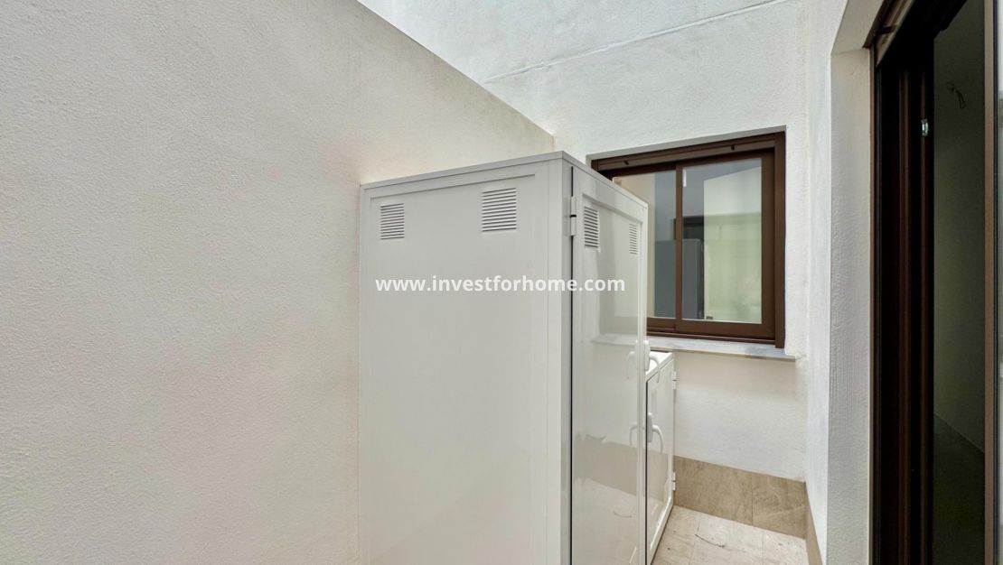 Sale - Apartment - Torrevieja - Centro