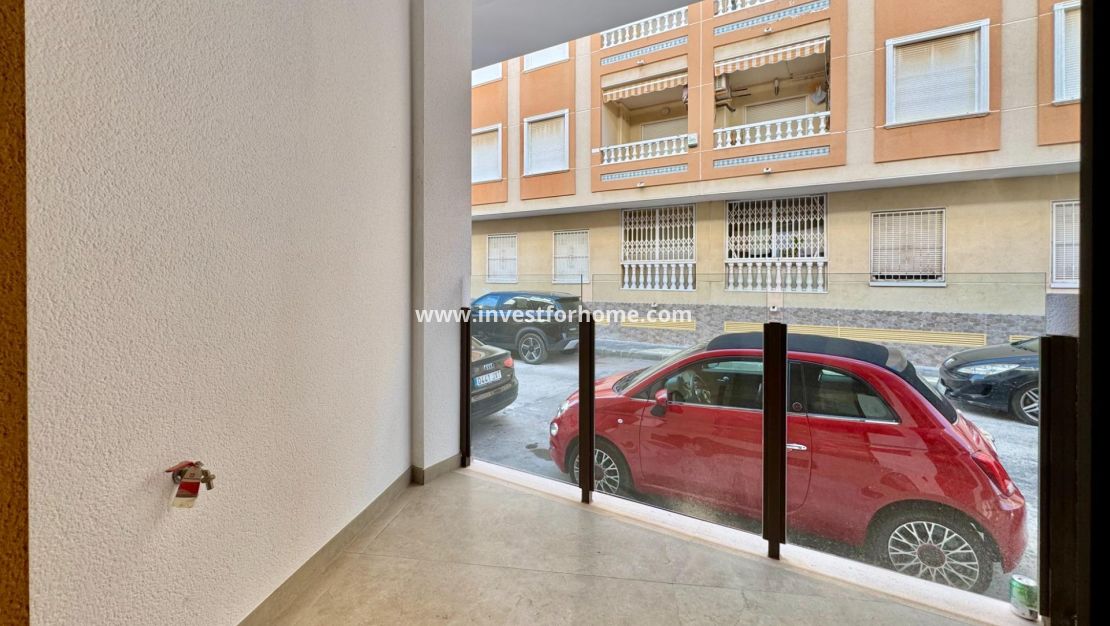 Sale - Apartment - Torrevieja - Centro