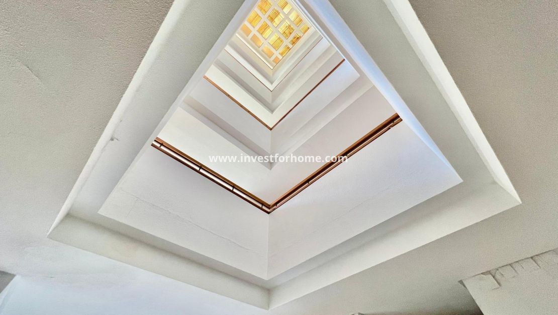 Sale - Apartment - Torrevieja - Centro