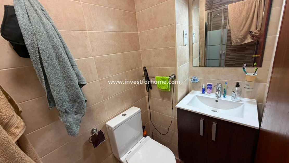 Sale - Apartment - Torrevieja - Centro