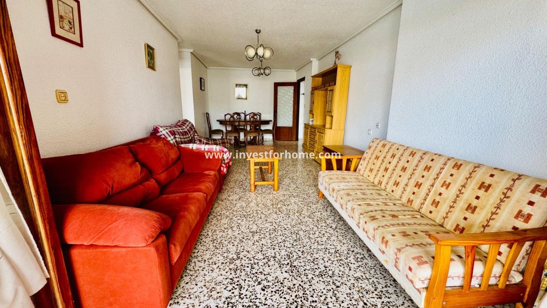Sale - Apartment - Torrevieja - Centro